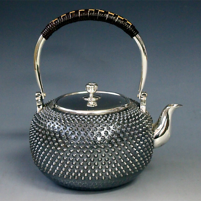 yw6 純銀製 湯沸 4.5寸 霰打 純銀保証 銀瓶 約1.0L【日本製・証明書付き】