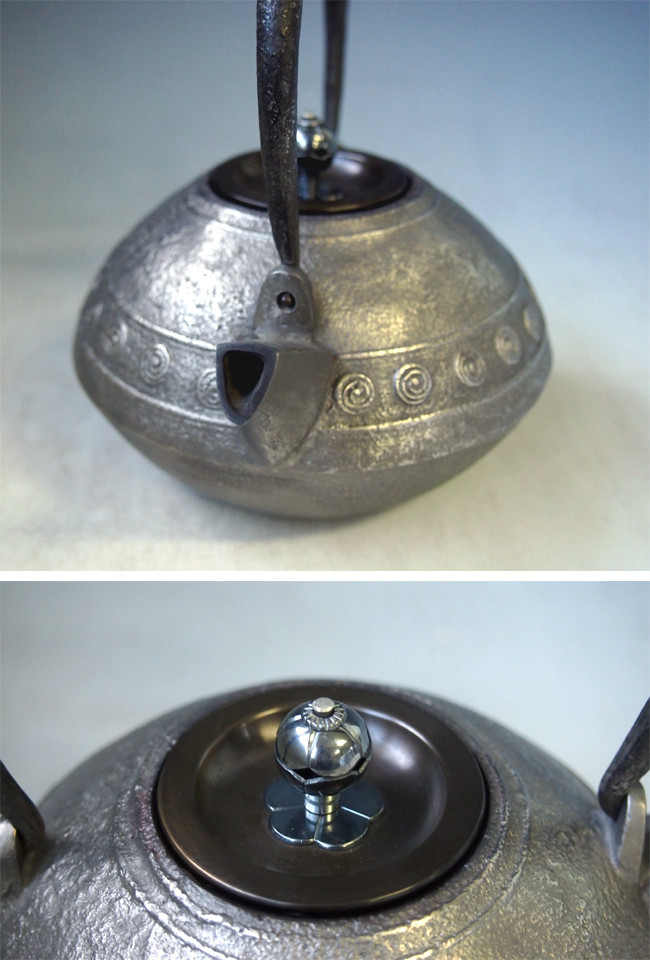 伝統的な鉄製鉄瓶 stt-sakudai_sp002a.jpg