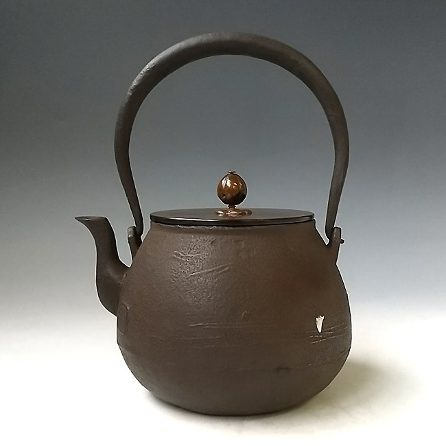 hn2980, 金龍堂写 富士象嵌長閑形鉄瓶 般若勘渓作 約1.2L