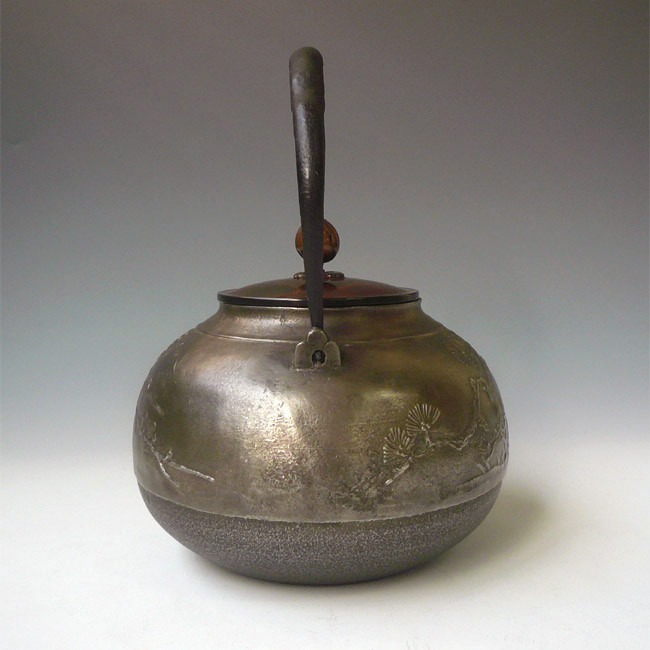 波地紋砂鉄鉄瓶　般若保 hn2974 般若保作 龍虎象嵌真形鉄瓶 約1.5L