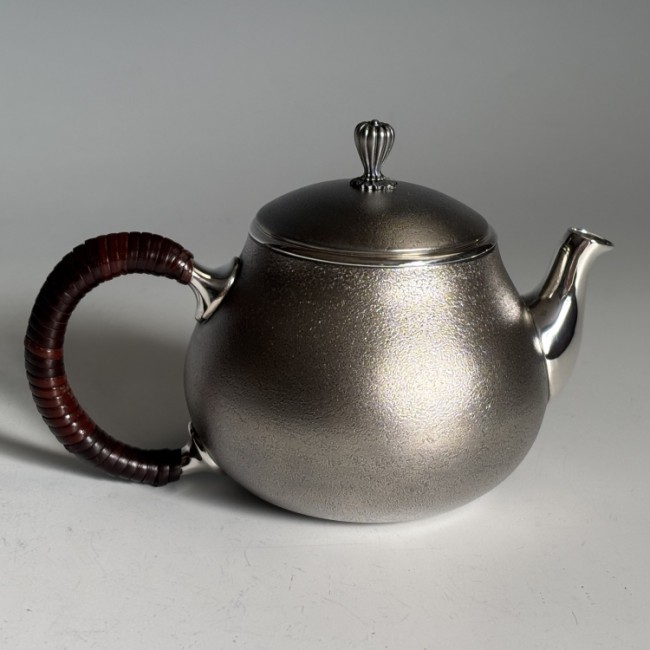 obg-n712 大淵光則 岩石 御餅型 3寸 後手 ウロン茶 純銀 急須