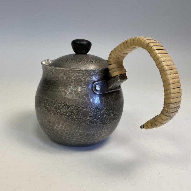 ogk001 純銀製 宝瓶急須 線状紋 純銀保証 銀瓶 約0.3L 西片亮太＆銀祥