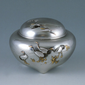 sk38-04, 寿型鶴文様香炉　銀香炉