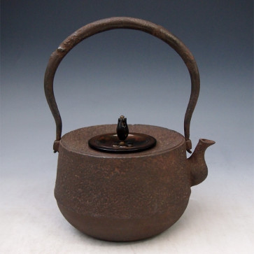 hn908, Iron kettle（teakettle)，bow shape, Made by Hannya, nearly 1.3L