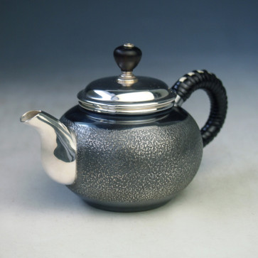 No.uk3b, Silver teapot,  design is a kind of stone surface with blackish green(small), nearly 0.1L
