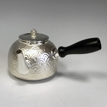 No.obg-n515, silver teapot with waves pattern, Mitsunori Oobuchi, approximately 0.4L, Japanese silver teapot