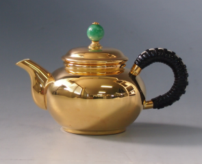 No.uk105, Silver teapot with jade knob, body design is polishing surface with plating gold, about 0.1L