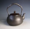 No.hn910sa, Iron sand kettle, cranes pattern, about 1.6L, made by HannyaMade by Hannya, about 1.7L