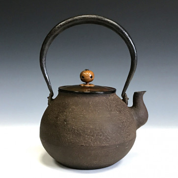 hn905, 般若勘溪作 刷纹宝珠形 约 1.3L, 铁壶