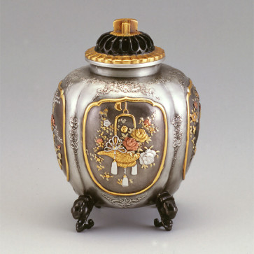 sk53-15，银香炉 四季花鸟图