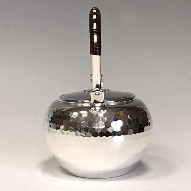 壷（小） yw14, 纯银银壶槌纹壶身（小小） 约0.4L, 烧水用银壶