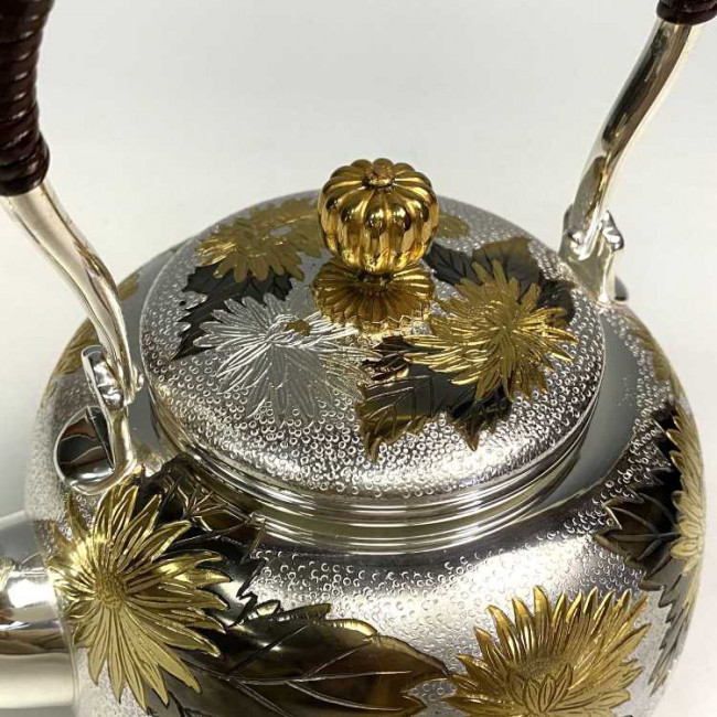 yw101, 纯银银壶菊花雕金（大） 约1.2L 银壶