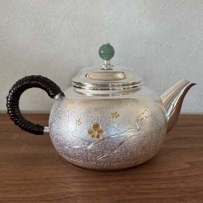 ogk-003, 纯银 泡茶壶 梅花雕刻  约0.2L 银壶 