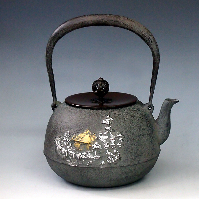 tb109, 麒龙堂山水铁壶（小） 壶身上金银粉1.6L 菊地政光作铁壶