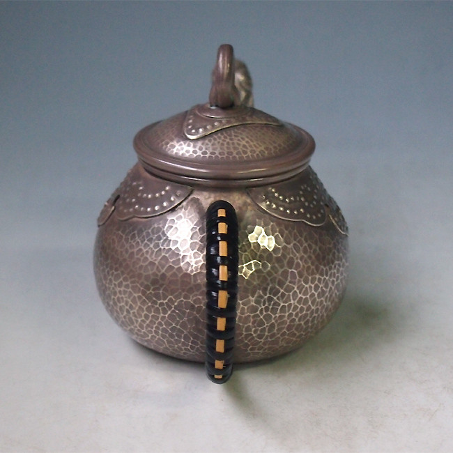 uk119, 純銀銀壺槌紋獸口約0.2L 彎手把泡茶銀壺