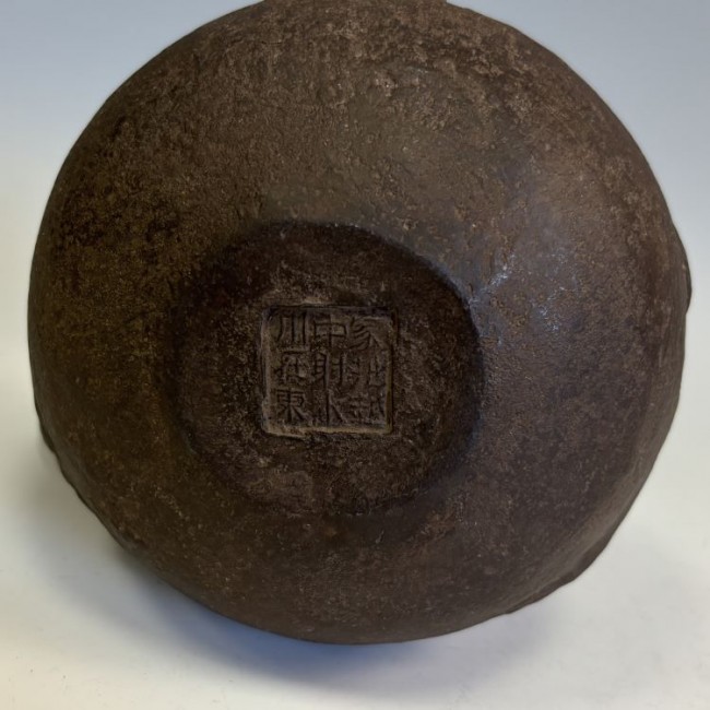 漢代　壺 hn2797, 日本梅泉模本鄉間山水鐵壺般若勘渓作約1.3L 鐵壺