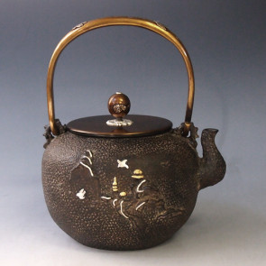 龜文堂- 鐵壺